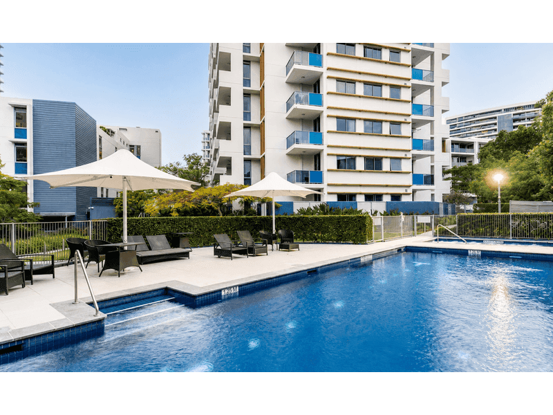 612/6 Aqua Street, Southport — photo 1 of 5