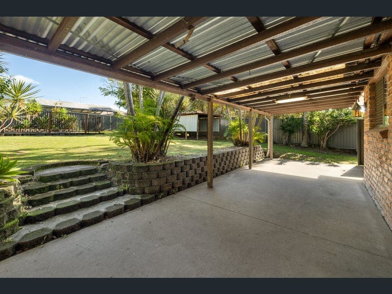 11 Leonie Street, Camira — photo 1 of 5