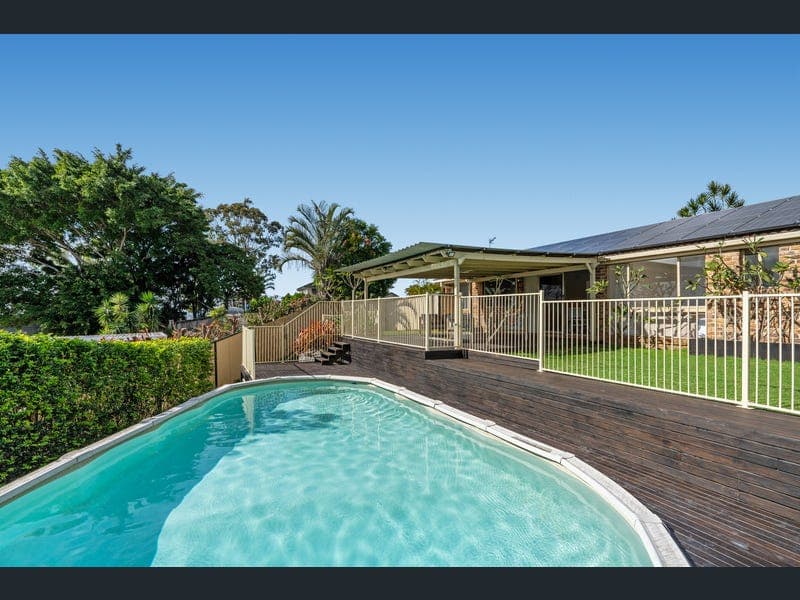4 Chillagoe Place, Worongary — photo 1 of 5