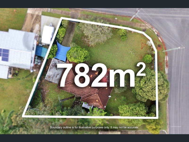 8 Trafalgar Street, Boronia Heights — photo 1 of 5