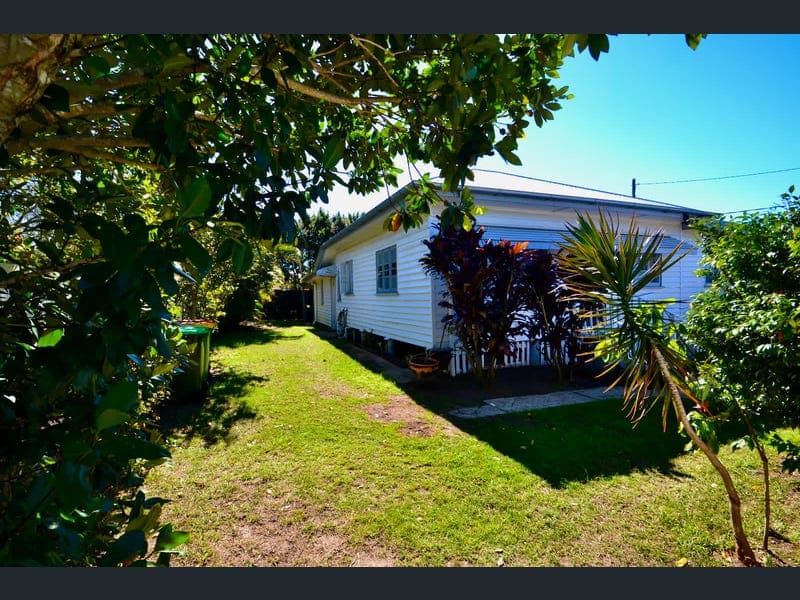7 Boardman Street, Kallangur — photo 1 of 5