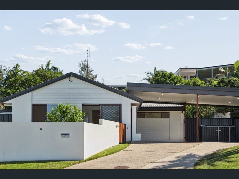 44 Normandy Crescent, Aroona — photo 1 of 5