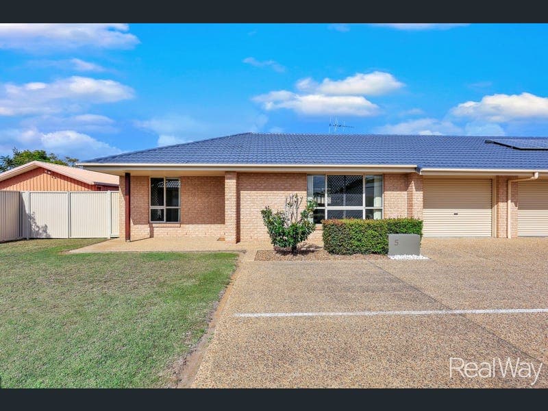 5/54 Avoca Street, Millbank — photo 1 of 5