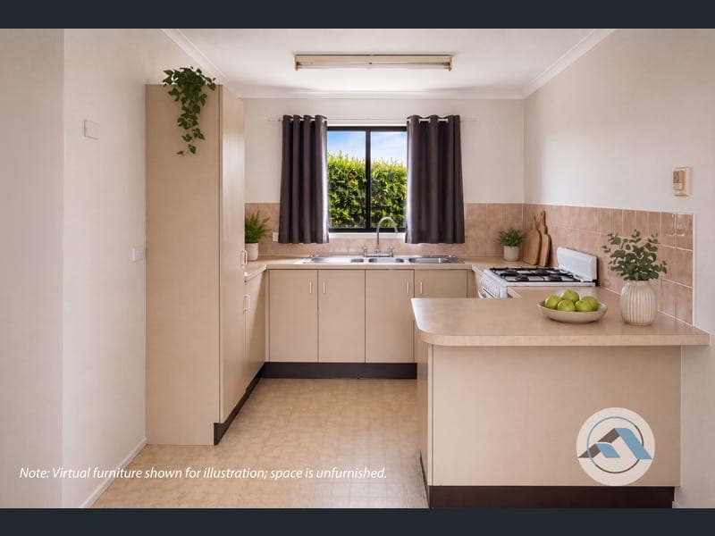 3/34 Defiance Road, Logan Central — photo 1 of 5