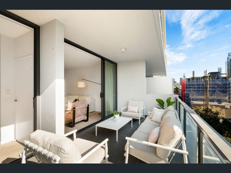710/38 Helen Street, Teneriffe — photo 1 of 5