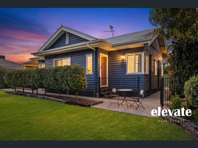 38 Opal Street, Emerald — photo 1 of 5