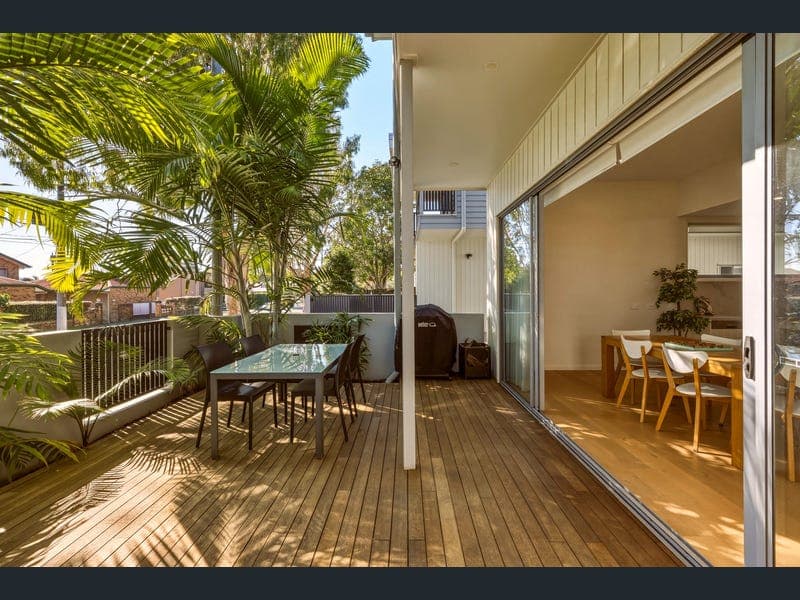 56 Dutton Street, Hawthorne — photo 1 of 5