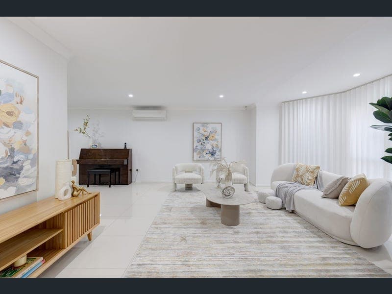 8 Taupo Place, Parkinson — photo 1 of 5
