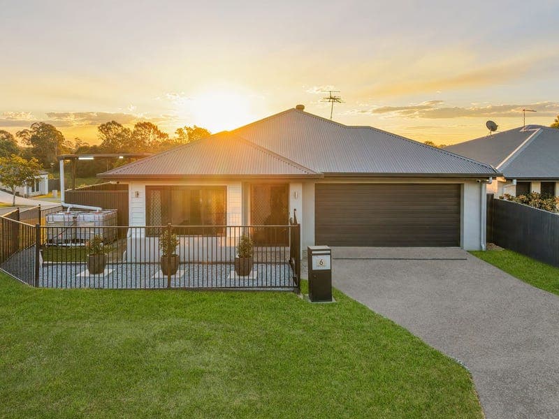 6 Ferry Place, Logan Village — photo 1 of 5