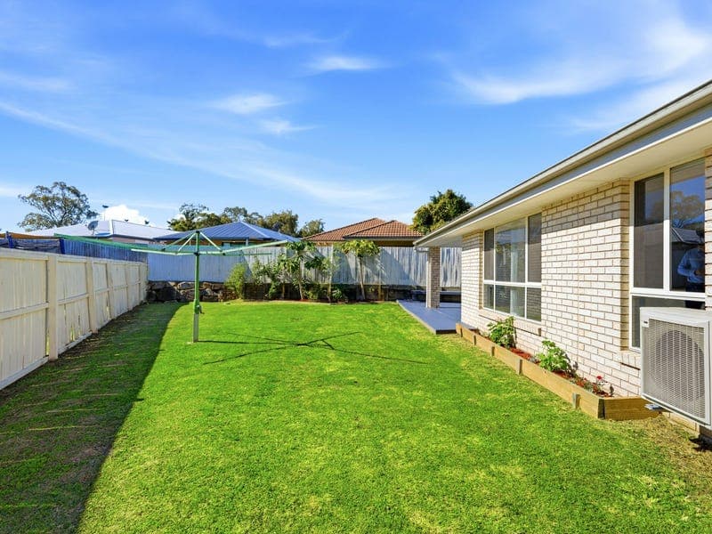 14 Cordeaux Crescent, Redbank Plains — photo 1 of 5