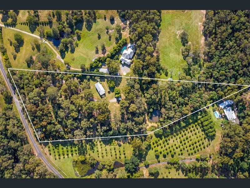 237 Guanaba Creek Road — photo 1 of 5