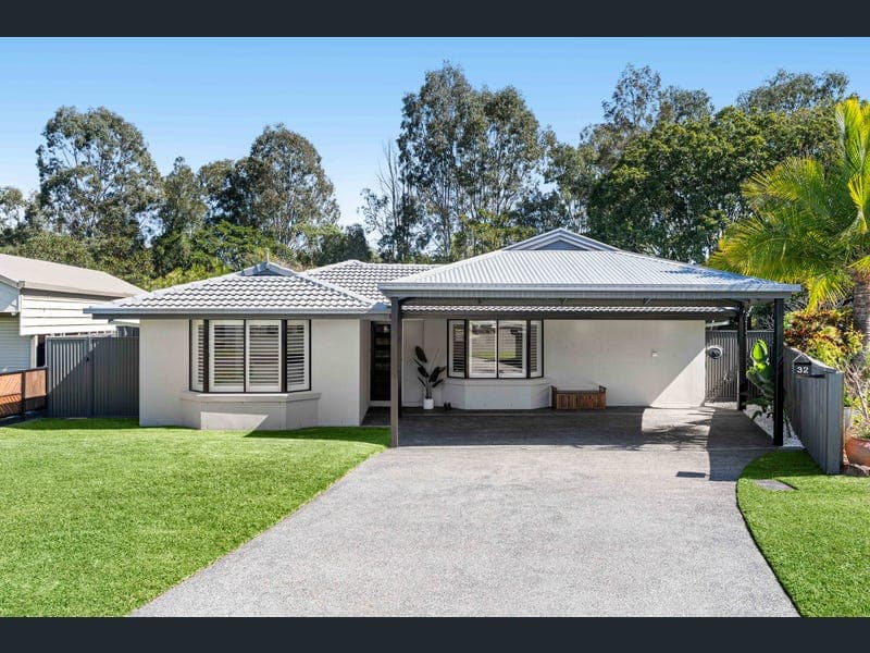 32 Solomon Crescent, Tingalpa — photo 1 of 5