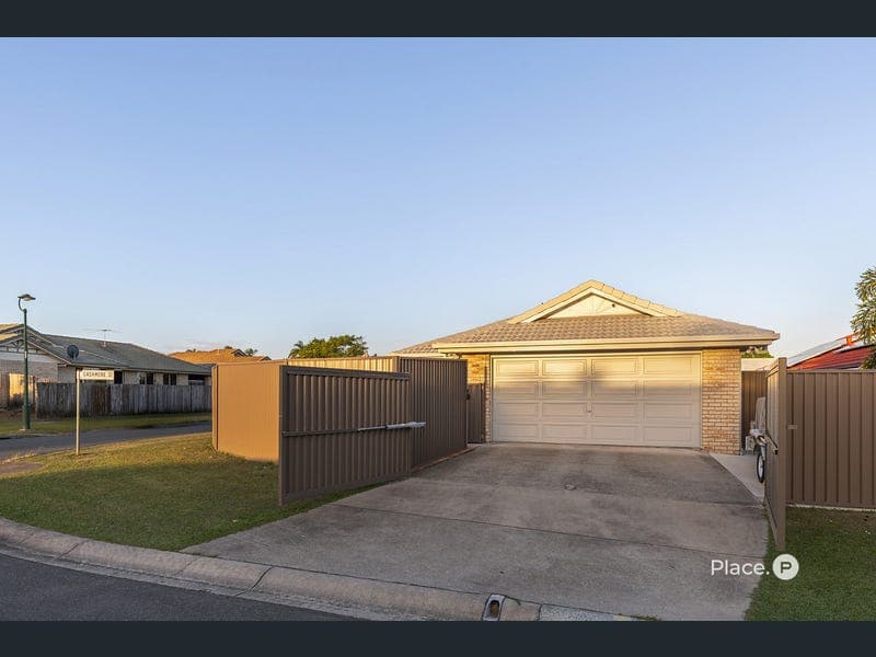 7 Sawrey Street, Rothwell — photo 1 of 5