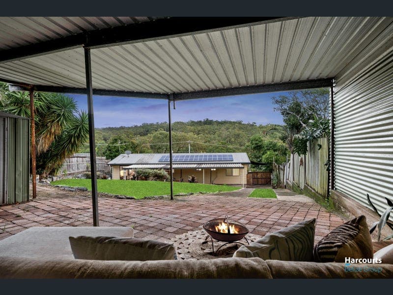 26 Rogers Avenue, Beenleigh — photo 1 of 5
