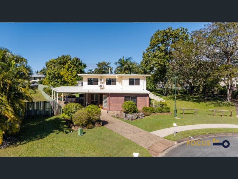 16 Graham Court, Mount Pleasant — photo 1 of 5