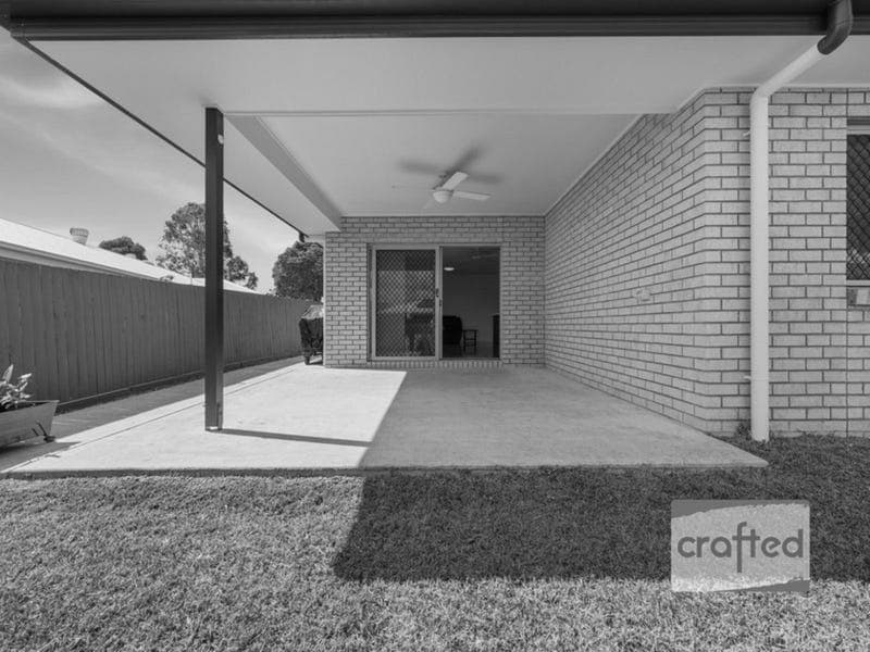 19 Topaz Crescent, Logan Reserve — photo 1 of 5