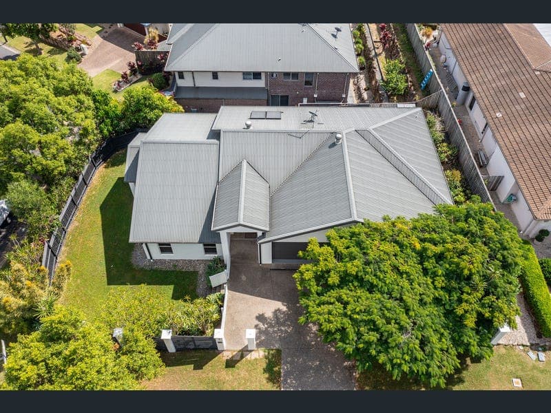 5 Willunga Street, Pacific Pines — photo 1 of 5