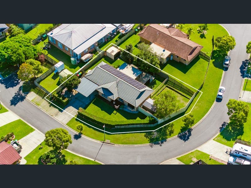 6 Burrum Avenue, Upper Caboolture — photo 1 of 5