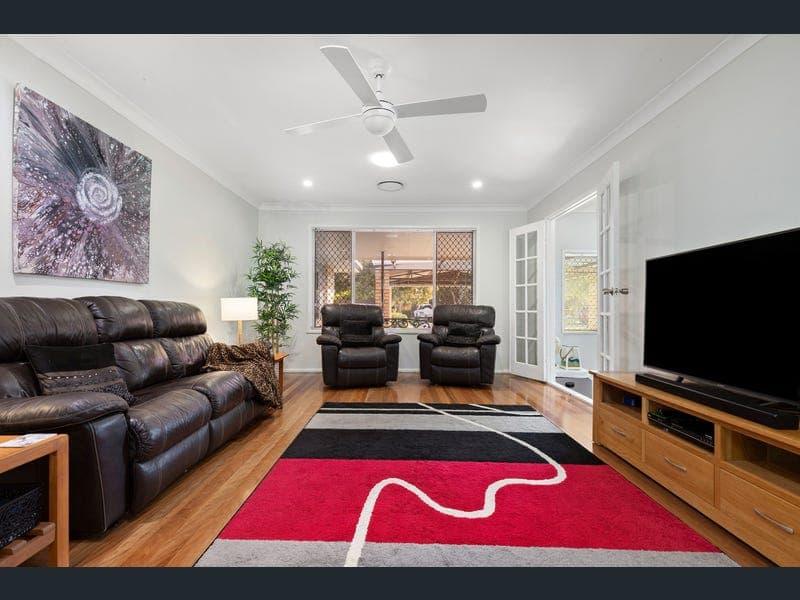 5A Deborah Street, Clontarf — photo 1 of 5