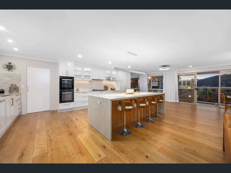 5 Camberwell Circuit, Robina — photo 1 of 5