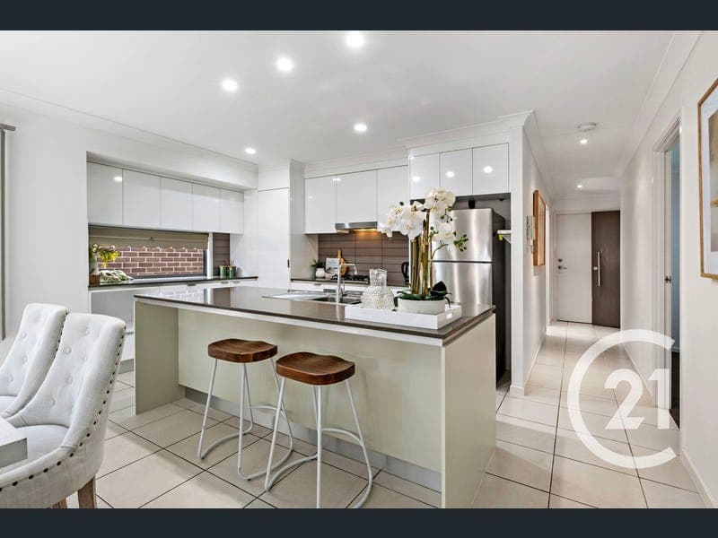 20 Swanston Crescent, Narangba — photo 1 of 5