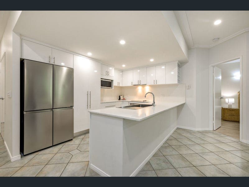 37/23-25 Veivers Road, Palm Cove — photo 1 of 5