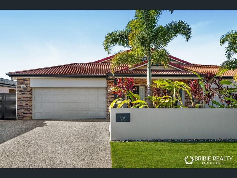 1/48 Pacific Drive, Banksia Beach — photo 1 of 5