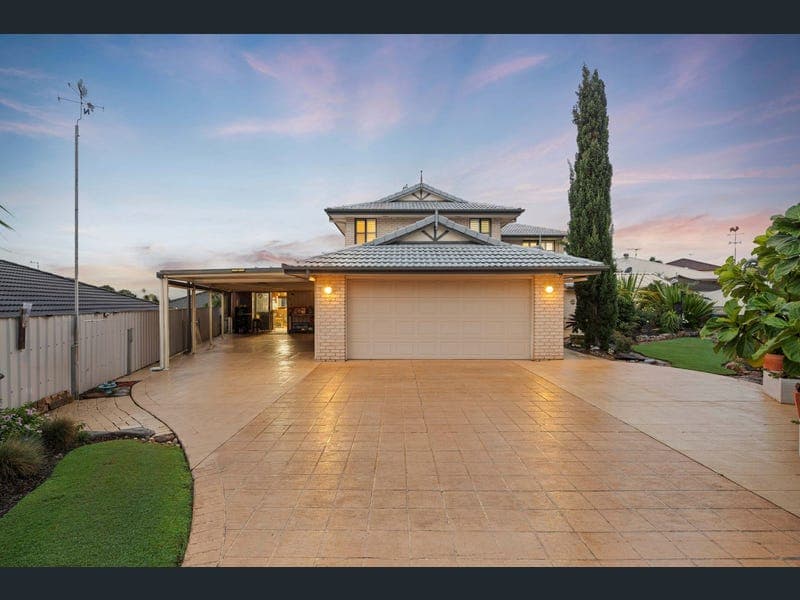 5 Mathison Court, Redland Bay — photo 1 of 5