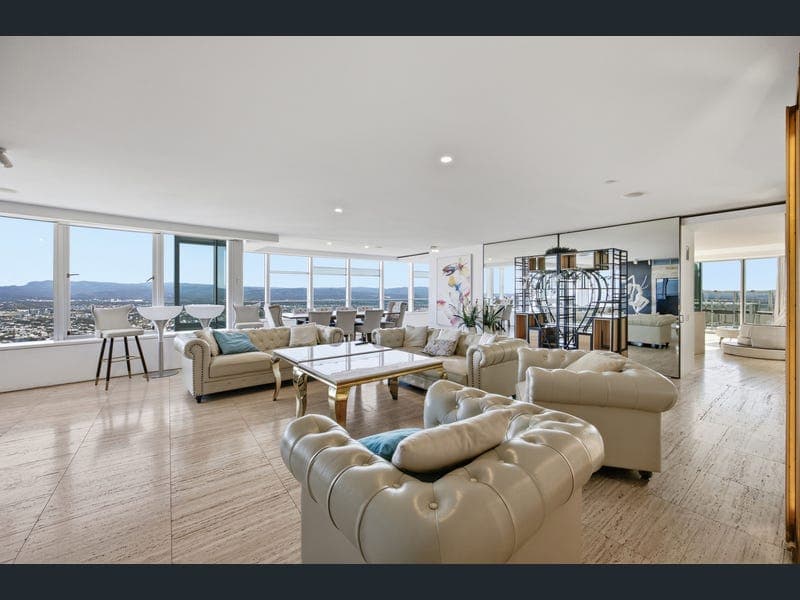 6004/9 Hamilton Avenue, Surfers Paradise — photo 1 of 5
