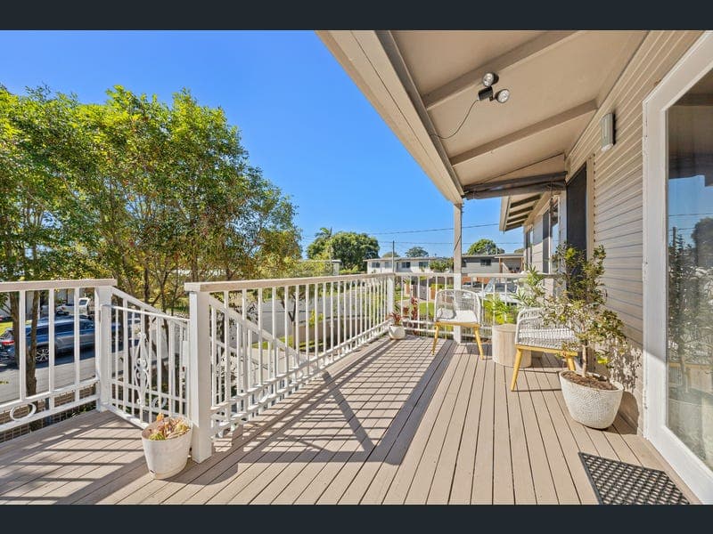 12 Richard Court, Deception Bay — photo 1 of 5