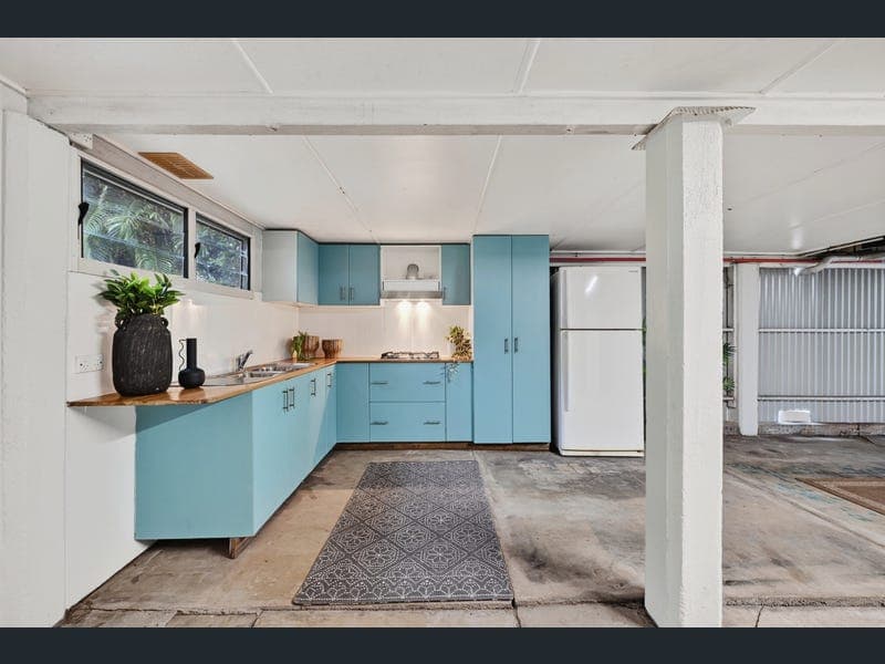 34 Armit Street, Gulliver — photo 1 of 5