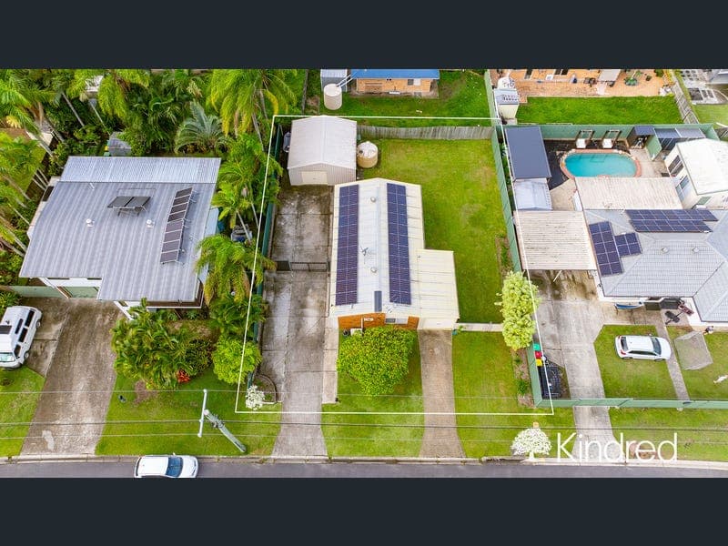 42 Wagtail Drive, Deception Bay — photo 1 of 5