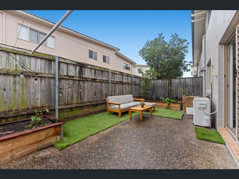 122/172-180 Fryar Road, Eagleby — photo 1 of 5