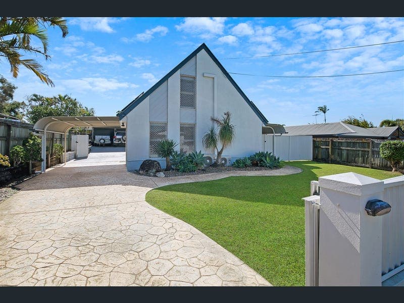 23 Magnolia Street, Margate — photo 1 of 5