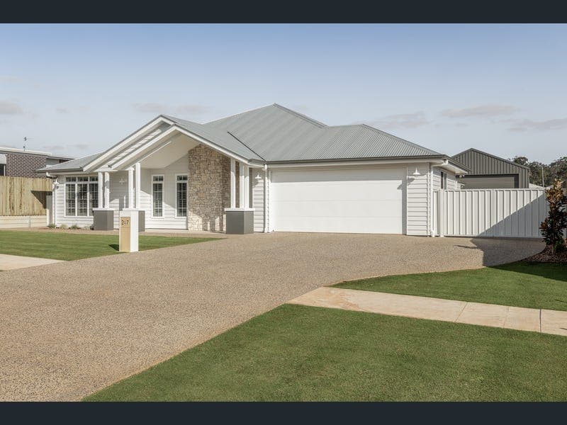 247 Barracks Road, Highfields — photo 1 of 5