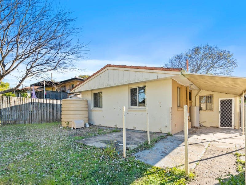 55 Desgrand Street, Archerfield — photo 1 of 5