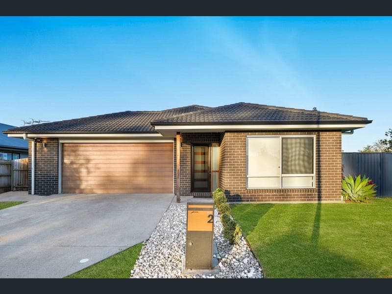 2 Love Street, Upper Caboolture — photo 1 of 5