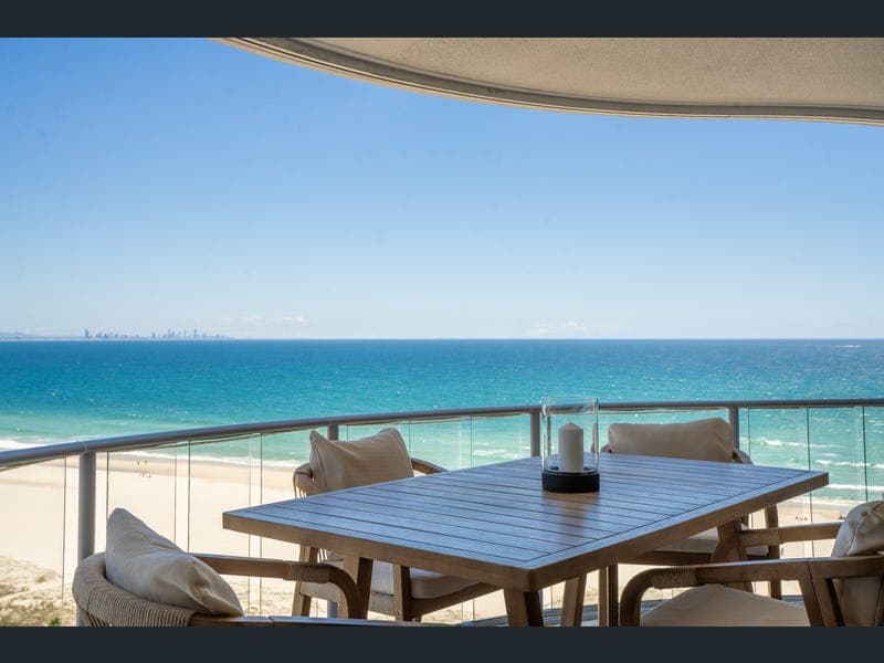 1403/110 Marine Parade, Coolangatta — photo 1 of 5
