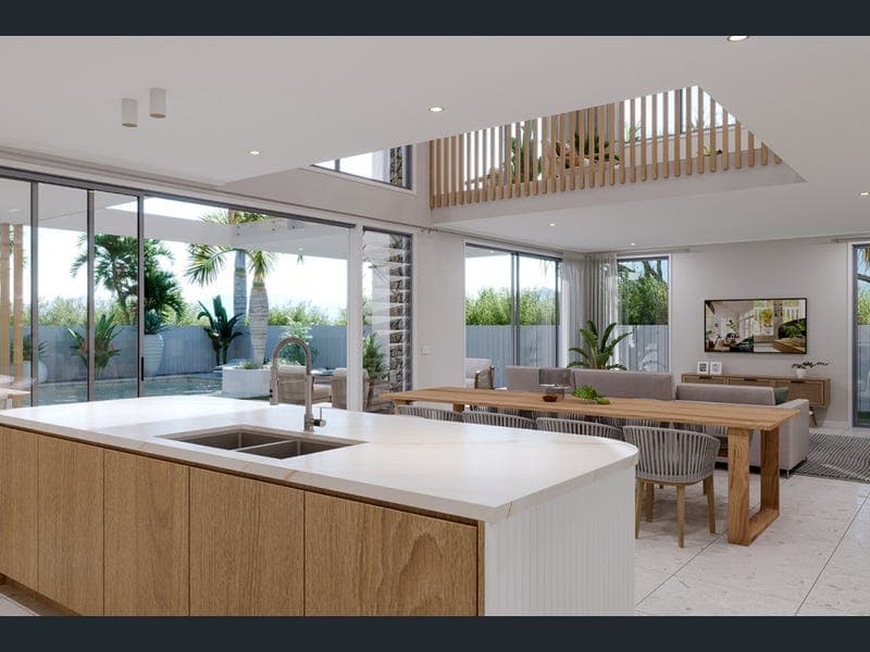 18 Midyim Court, Banksia Beach — photo 1 of 5