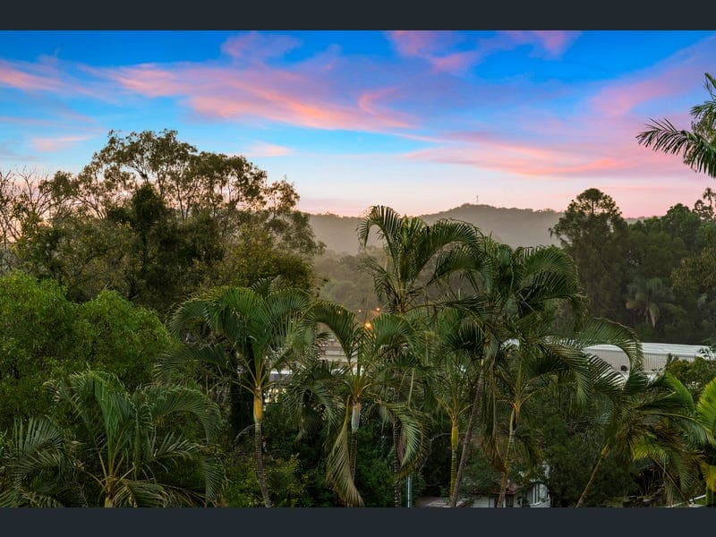 15A Valentine Street, Toowong — photo 1 of 5
