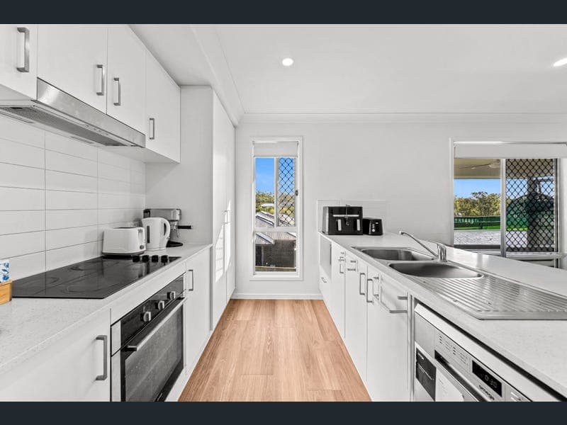50 Stormbird Street, Redbank Plains — photo 1 of 4