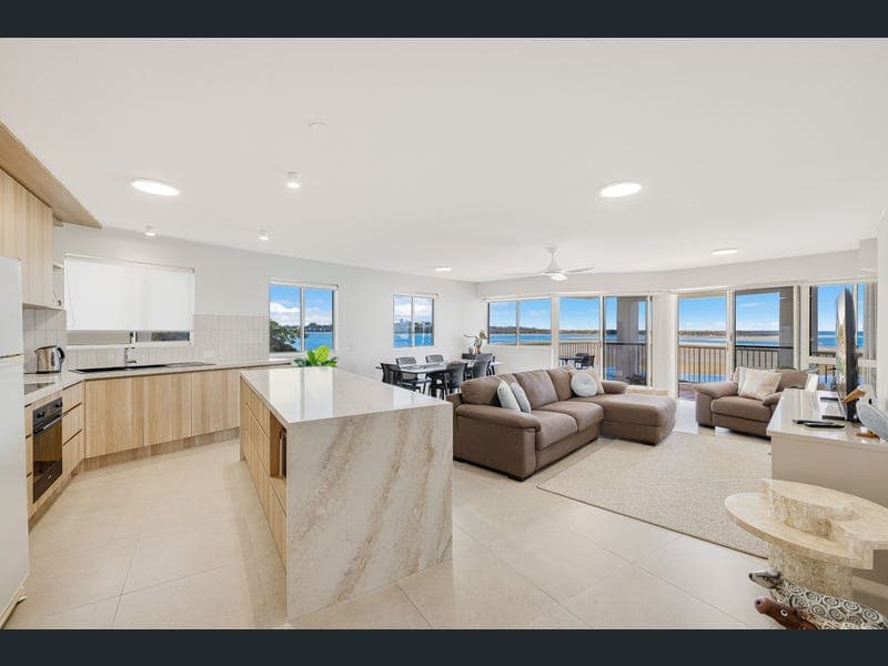 510/72 Esplanade, Golden Beach — photo 1 of 5