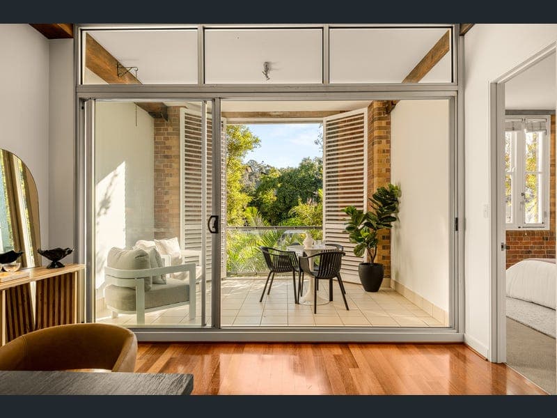 223/88 Macquarie Street, Teneriffe — photo 1 of 5