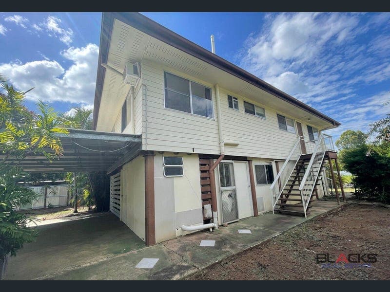 1 Eales Street, Dysart — photo 1 of 5