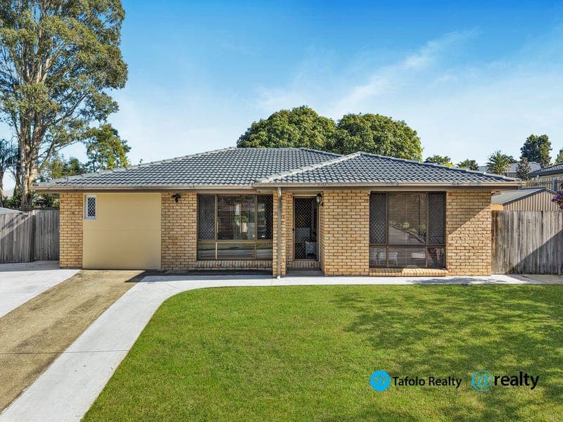 27 Cumberland Drive, Alexandra Hills — photo 1 of 5