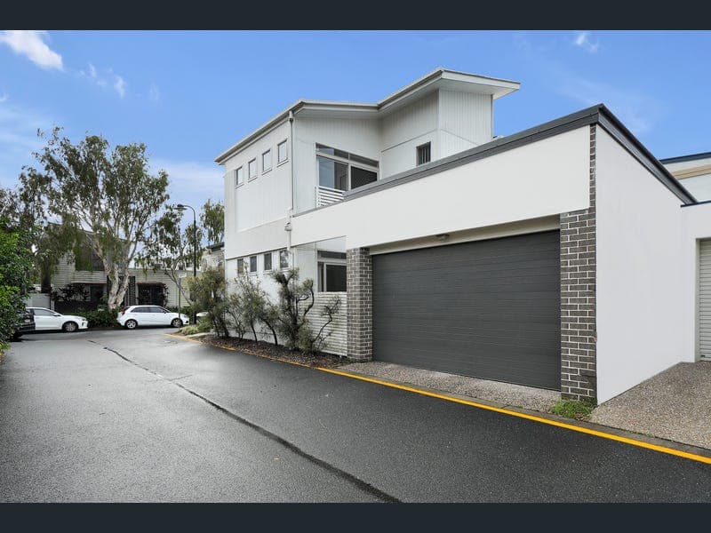 11 Conimbla Street, Fitzgibbon — photo 1 of 5