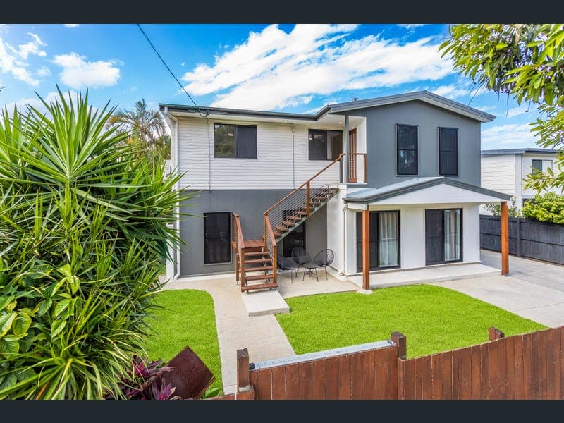 55 Dohles Rocks Road, Kallangur — photo 1 of 5