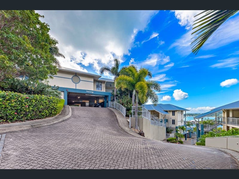 412/9A Hermitage Drive, Airlie Beach — photo 1 of 5
