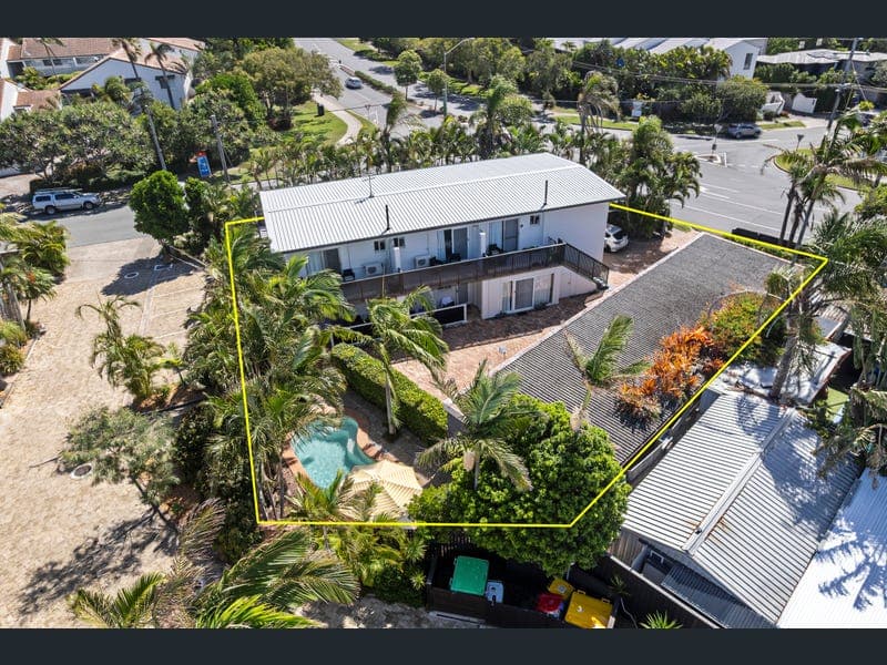 384 David Low Way, Peregian Beach — photo 1 of 5