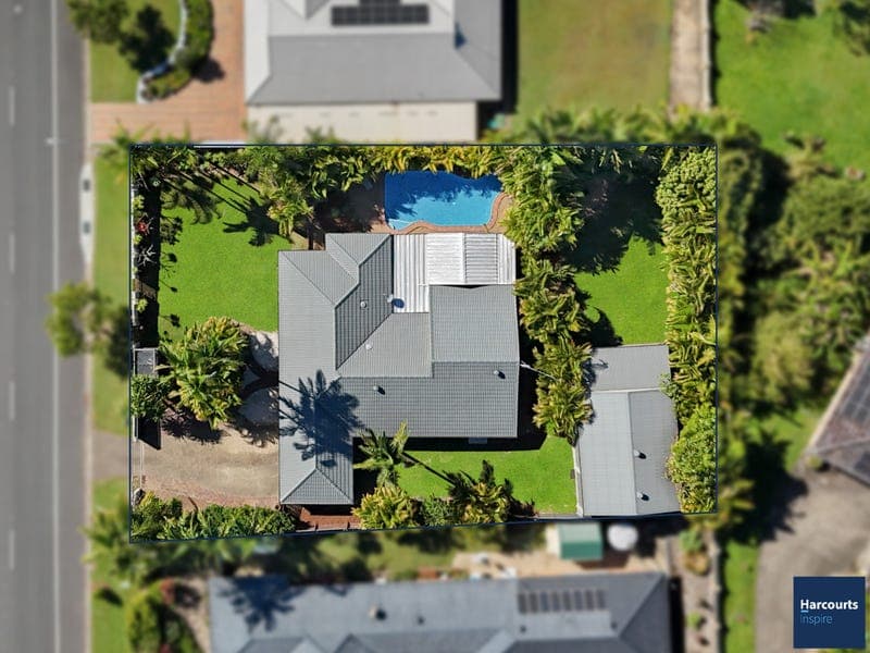 20 California Drive, Oxenford — photo 1 of 5